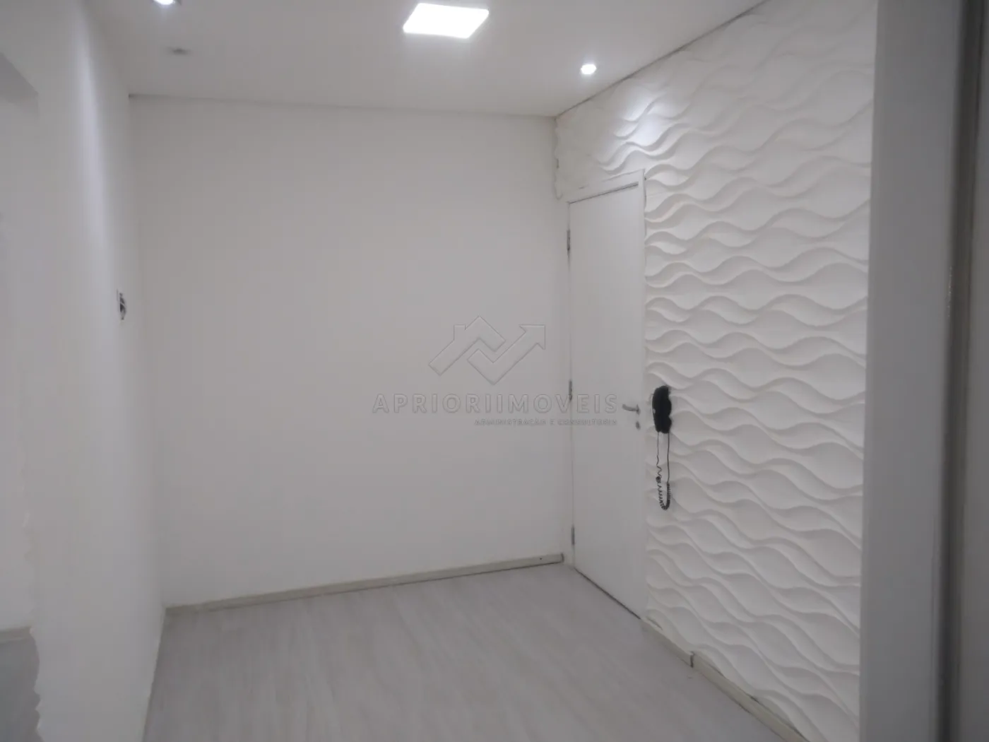 Alugar Comercial / Sala em São Bernardo do Campo R$ 1.500,00 - Foto 4