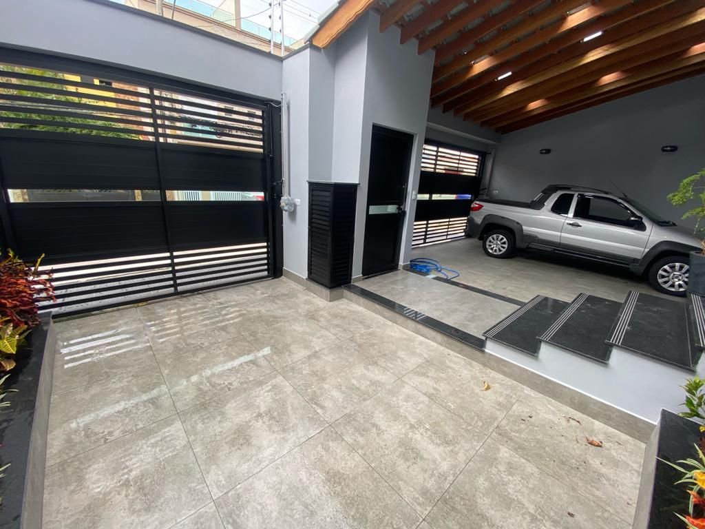 Comprar Casa / Casa em Santo André R$ 1.180.000,00 - Foto 2