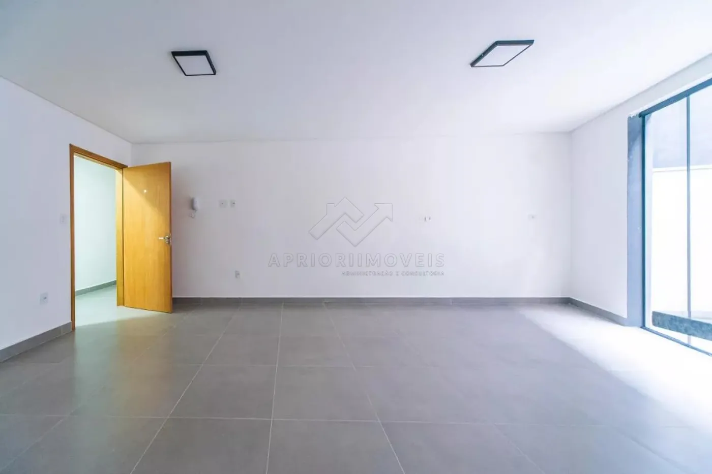 Comprar Apartamento / Kitnet em Santo André R$ 300.000,00 - Foto 1