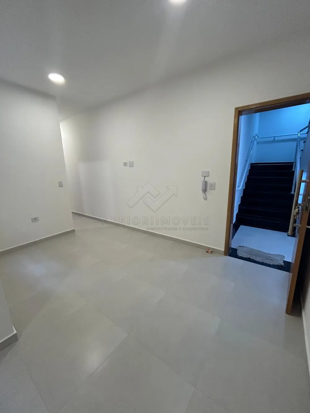 Comprar Apartamento / Apartamento sem condomínio em Santo André R$ 355.000,00 - Foto 2
