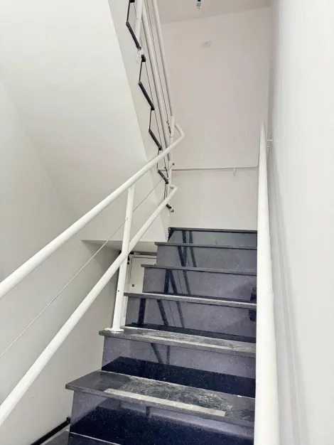 imagem 2 - Prédio Comercial Moderno com Elevador no Jardim do Mar ? 350?m² imagem 2 - Prédio Comercial Moderno com Elevador no Jardim do Mar ? 350?m²