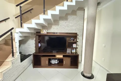 imagem 3 - Sobrado à venda com 03 Quartos, por R$ 715.000,00 na Vila Humaitá, Santo André/SP imagem 3 - Sobrado à venda com 03 Quartos, por R$ 715.000,00 na Vila Humaitá, Santo André/SP