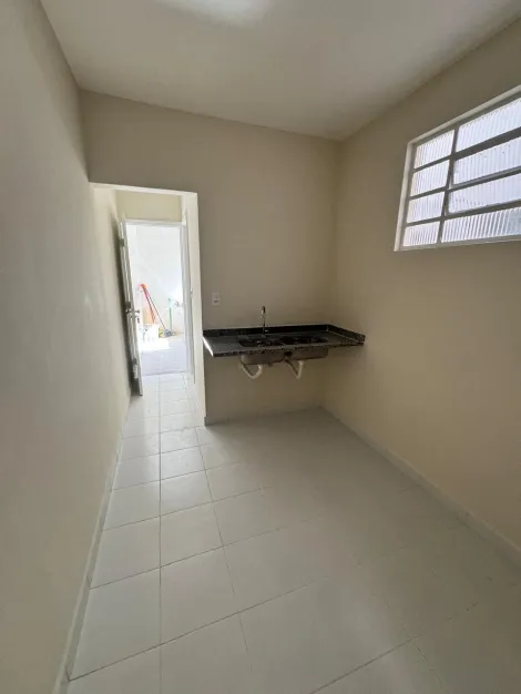 imagem 5 - Sobrado Amplo com Edícula e 3 Dormitórios no Santa Terezinha imagem 5 - Sobrado Amplo com Edícula e 3 Dormitórios no Santa Terezinha