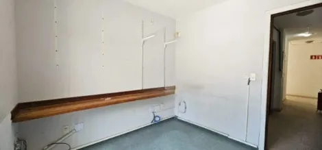 imagem 3 - Salão comercial de três pavimentos, sendo o principal com 250m² de vão livre e pé direito de 6m por R$ 28.000,00 o aluguel + IPTU imagem 3 - Salão comercial de três pavimentos, sendo o principal com 250m² de vão livre e pé direito de 6m por R$ 28.000,00 o aluguel + IPTU