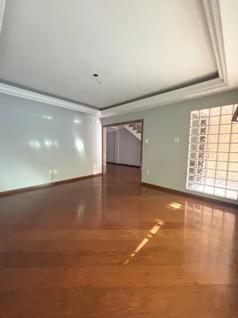 imagem 2 - Sobrado com 3 Quartos à venda, 177m² por R$ 650.000,00 - Utinga em Santo André/SP imagem 2 - Sobrado com 3 Quartos à venda, 177m² por R$ 650.000,00 - Utinga em Santo André/SP