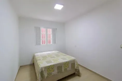 imagem 3 - Sobrado à venda com 4 Quartos, 216m² por R$ 680.000 no Parque Marajoara - Santo André/SP imagem 3 - Sobrado à venda com 4 Quartos, 216m² por R$ 680.000 no Parque Marajoara - Santo André/SP